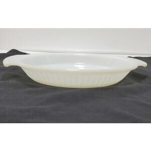 Vintage Anchor Hocking Fire King Milk Glass 9" Pie Plate # 1460
